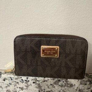 Michael Kors Monogram Wallet